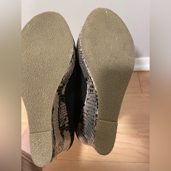 Express Black Snakeskin Open Peep Toe Wedges - Picture 5 of 8